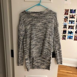 Xhilaration long sleeve sweater
